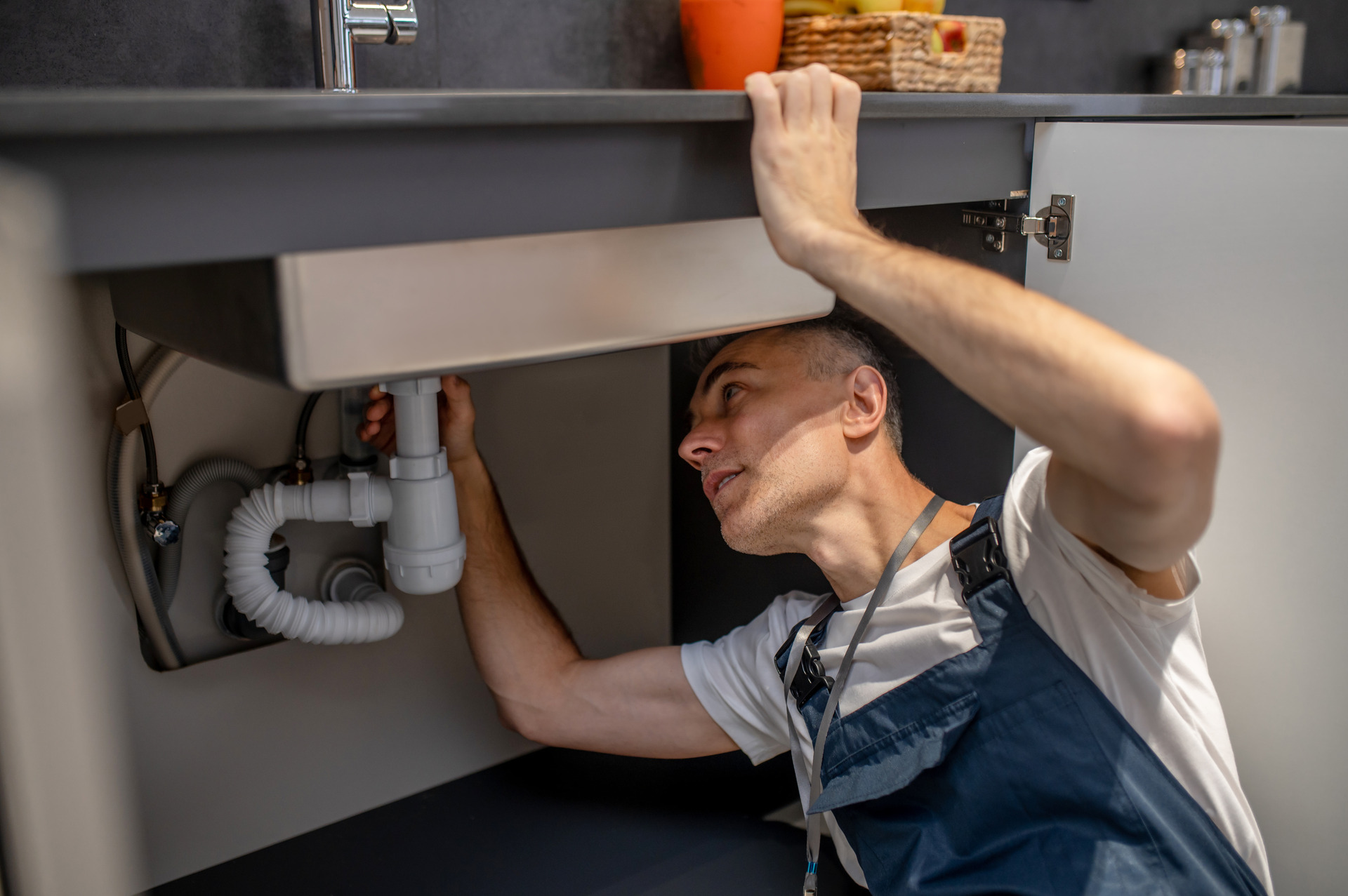 Emergency Plumber Services in Tamworth | Hire Now!